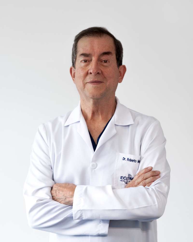 Fotografía de Dr. Roberto Moncayo Cadena (Ecuador)